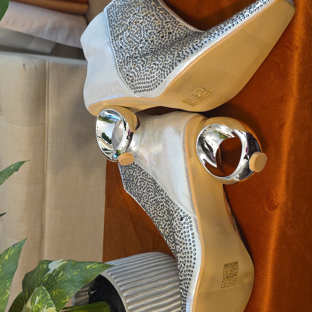 NWY LADY COUTOURE  Silver Ankle Boots with Geometric Heel - Picture 9 of 9